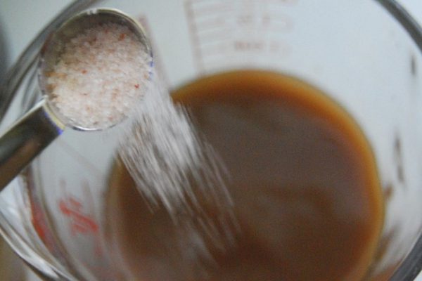 Принимай это средство из 2 ингредиентов перед сном, чтобы чувствовать себя бодрым с утра.