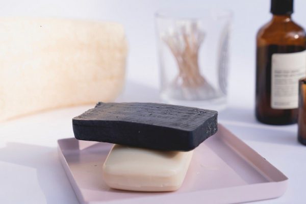 Смешиваю натуральные ингредиенты, чтобы получить дезодорант без химической пакости