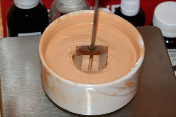 Тональный крем своими руками: для тех, кому трудно подобрать идеальный тон!