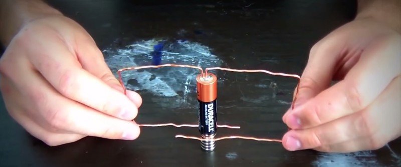 опыт с батарейкой
