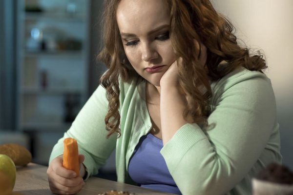 История недовольного мужа, что требует развод из-за упитанности жены