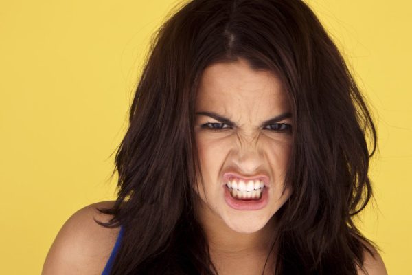 Знаки зодиака, чья выраженная негативная энергетика может испортить настроение на весь день