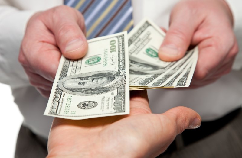 проблема нехватки денег