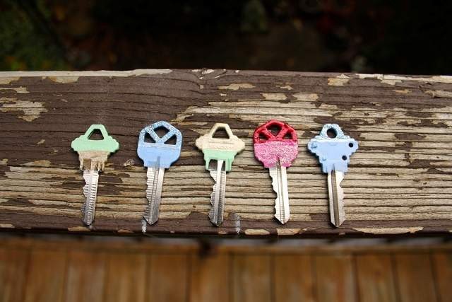 разноцветные ключи