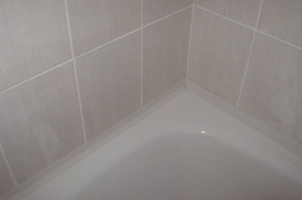 швы в ванной