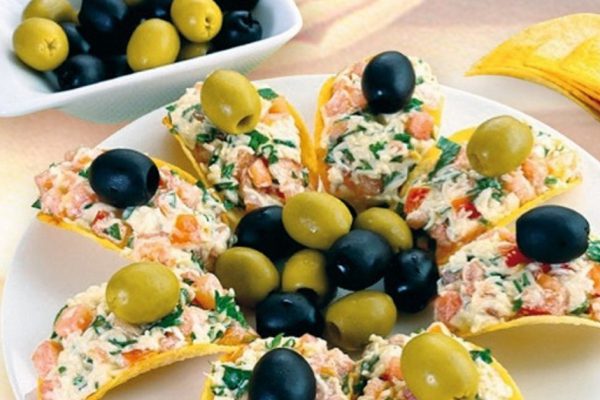 Праздничные закуски на скорую руку. 7 вариантов блюд, которые хочется съесть уже сейчас!