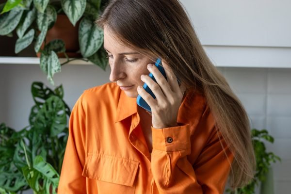 Как-то днем, когда никого не было дома, свекор завел со мной очень неприятный разговор