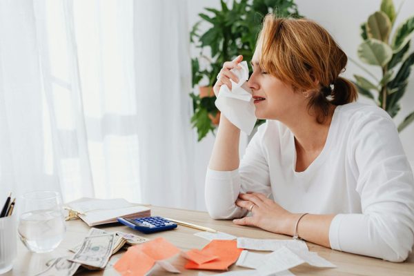 Почему люди готовы на любые ухищрения ради получения имущества и куда деваются их принципы