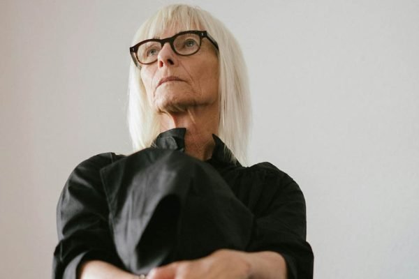 Просила мужа отвезти меня в город на рынок, но он отказывался, причину я поняла, когда решила поехать туда сама