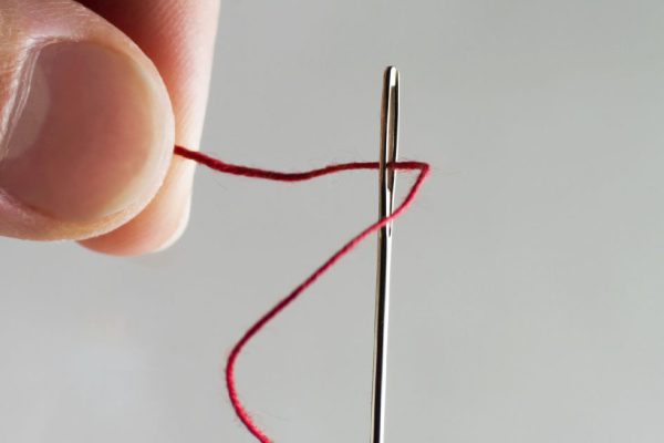 Действенные бабушкины обряды, чтобы пришить к себе деньги и удачу на год вперед