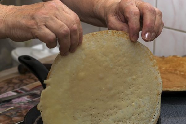 Батюшка сказал, что мои блины можно архиерею подавать, абсолютный хит церковного чаепития