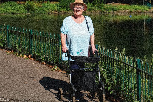 Никто не приходил к старушке в доме престарелых, пока она не унаследовала миллион