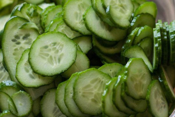 Зачем чаще есть огурцы