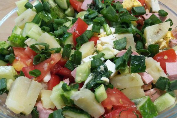 Чем «Городская» окрошка существенно отличается от обычной