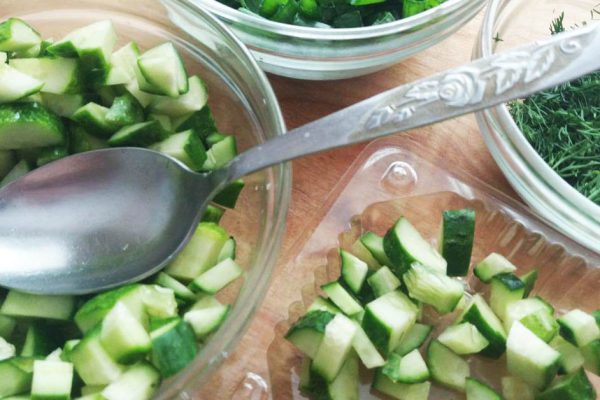 Что сделать сейчас, чтобы полакомиться свежей окрошкой зимой