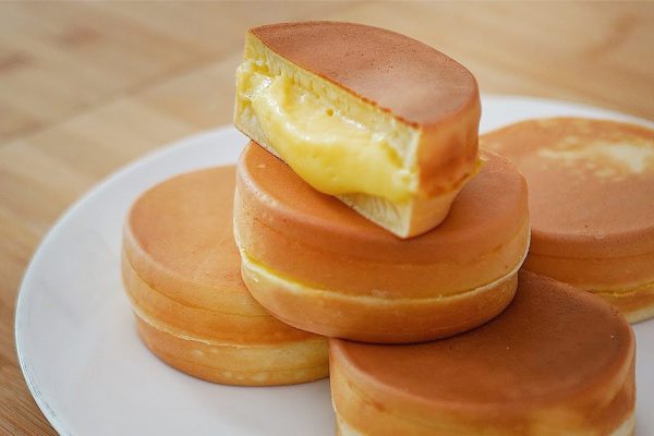 Повариха сдала рецепт пышных оладушек, после которых вы забудете о заварных пирожных