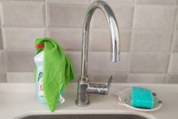 Куда деть тряпочку на кухне, чтобы она не портила эстетику интерьера