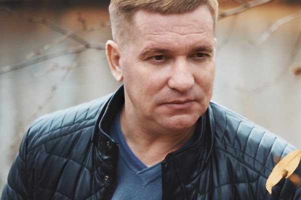 Остался без друзей в 40 лет, некого позвать в гости, скучаю по былым временам