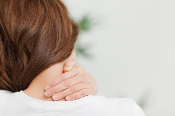 Как убрать отложение солей на шее