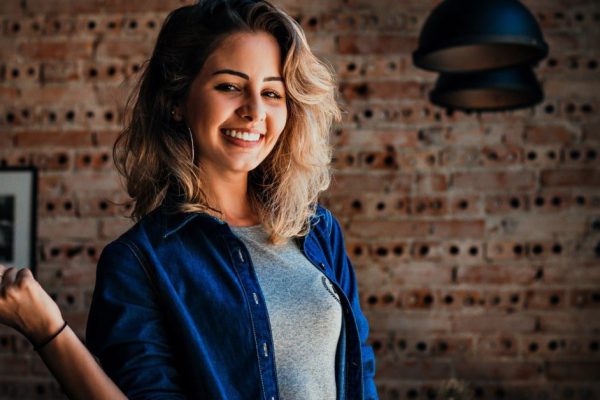 Любимая хранит фотки своего бывшего, и мне от этого дурно