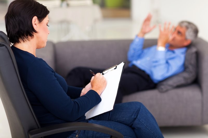 непростые отношения с женой