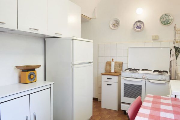 Что делать, если невестка устанавливает отдельный холодильник в доме свекрови