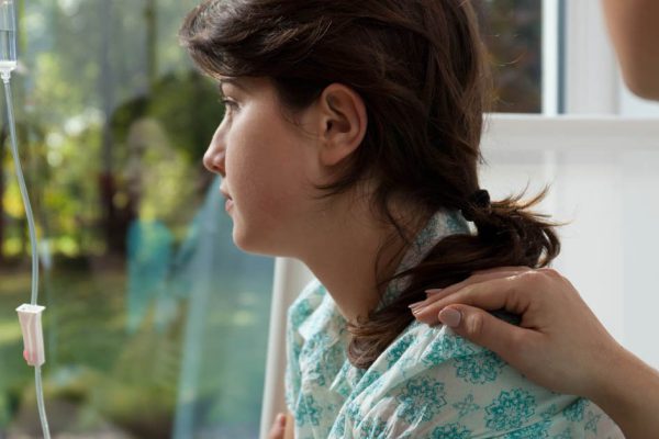 Муж бросил меня без копейки прямо перед операцией, но он не знал, что я для него приготовила