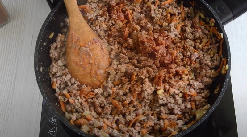 фарш на лаанью