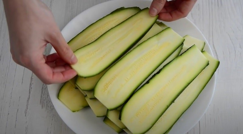 кусочки кабачков