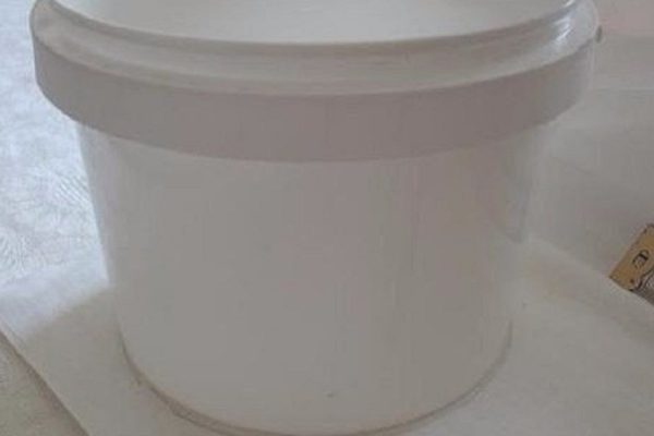 Почему пластиковое ведерко из-под майонеза негоже выбросить
