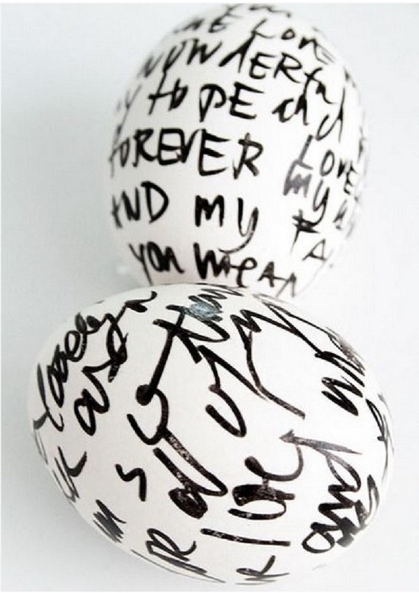 оформление яиц черным фломастером