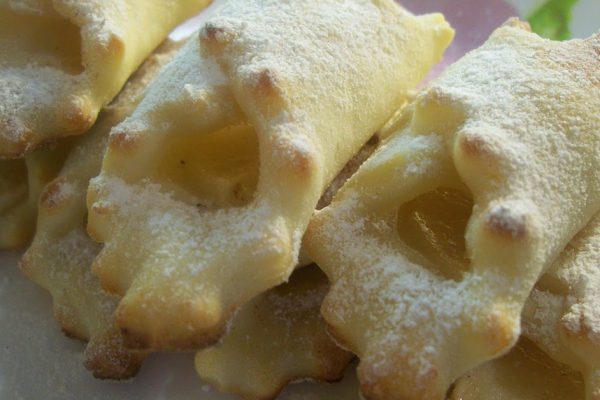 Малокалорийные творожные платочки с яблоками и как их готовят бабушки