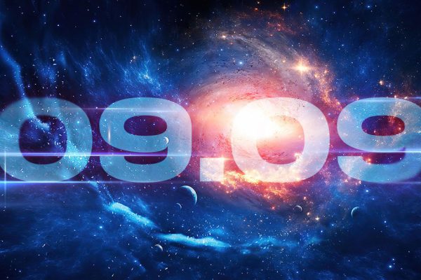 Какой силой обладает зеркальная дата 09.09 и что нужно сделать, чтобы привлечь в дом богатство