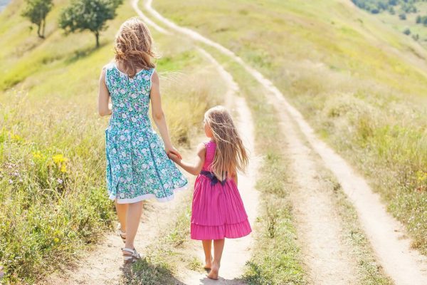 Как рассказать дочери об особенностях женского организма