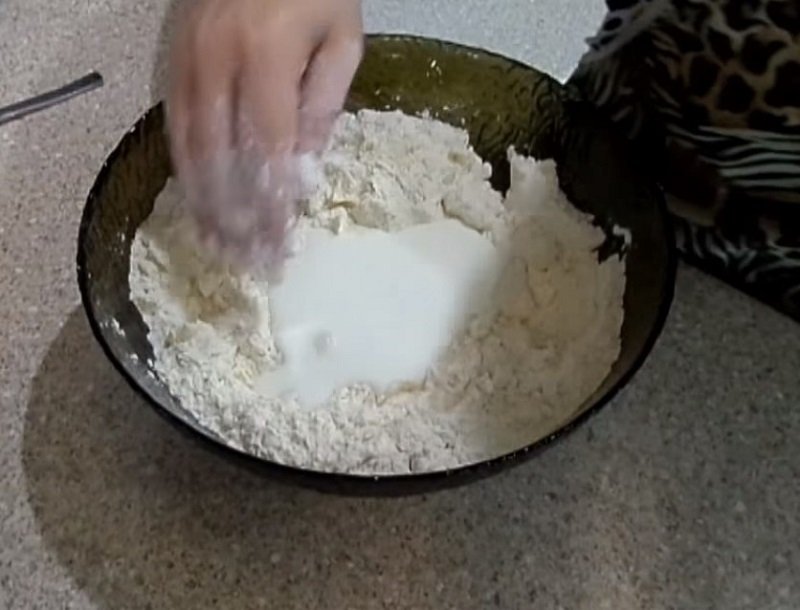 как испечь песочное печенье с начинкой