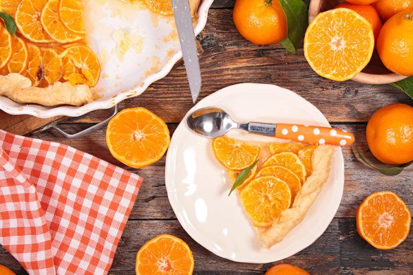 Как приготовить карамельный пирог с мандаринами