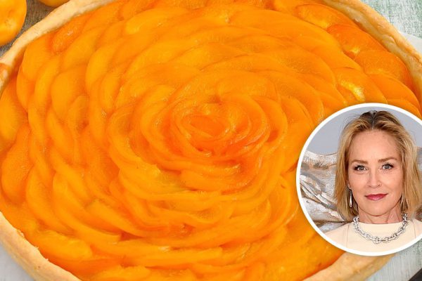 Абрикосовый пирог по рецепту Шерон Стоун