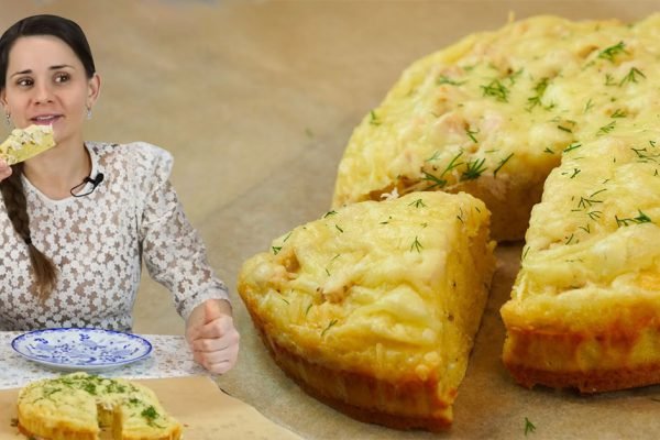 Пирог «Куриный лентяй» по рецепту Ольги Матвей, который поражает своей простотой