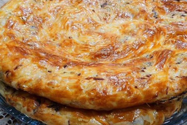 Муж подруги напросился в гости, чтобы выведать рецепт моего фирменного пирога