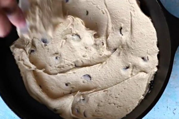 Думал, что это пицца, но попал пальцем в небо! Съедается до последней крошки…