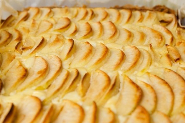 Рецепт пирога с творогом и яблоками