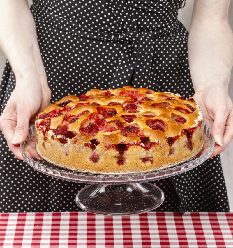 пирог с клубникой быстро и просто