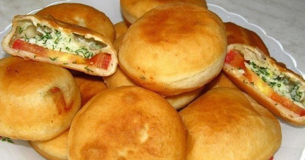 Тесто на растительном масле! Пирожки на скорую руку, сметаются мгновенно, брынзу можно заменить…