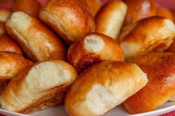 Пышные и мягкие пирожки с капустой, которые мгновенно возвращают тебя в детство