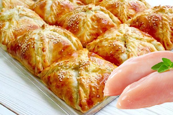 Уже 5 лет пеку такие пирожки с курицей, всегда восторг близких, их удобно брать с собой