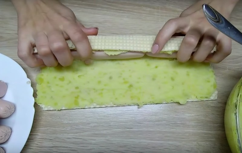 пирожки с сосиской рецепт