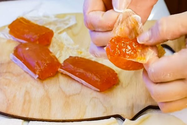 Цыганка заморозила варенье, чтобы накормить семью в сочельник самыми вкусными пирожками, будто из McDonald’s