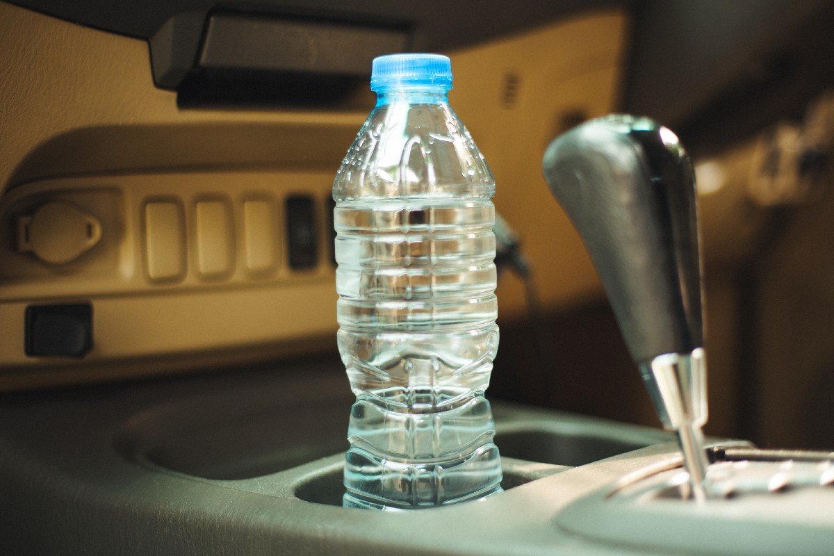 пластиковая бутылка для воды