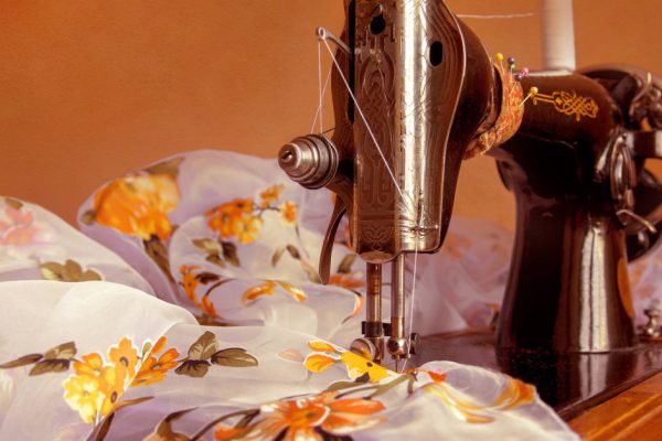 Antique sewing-machine with chiffon