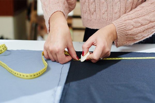 Как сшить платье с цельнокроеным рукавом